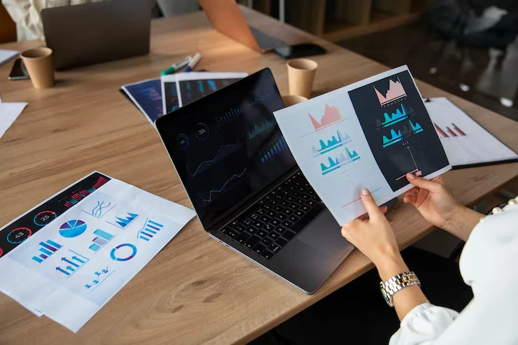 Reporting and Predictive Insightsg