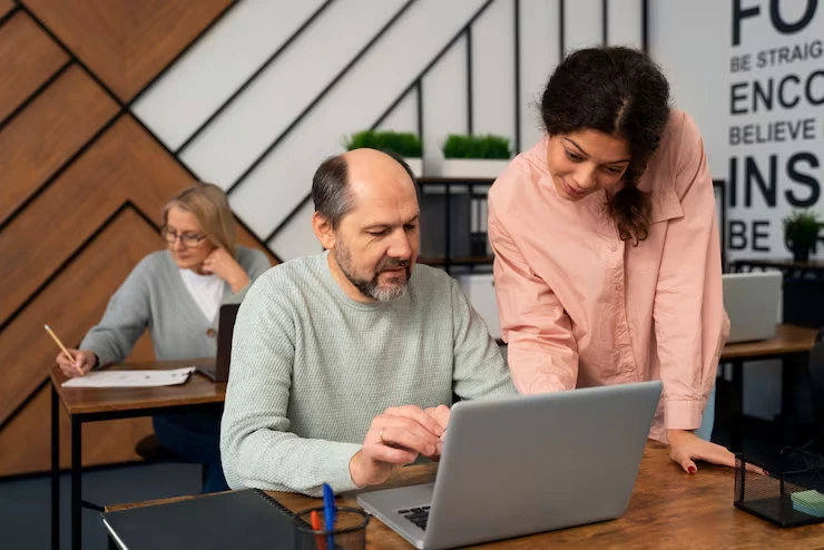 High-Intent Keyword Targeting for B2B Buyers ​