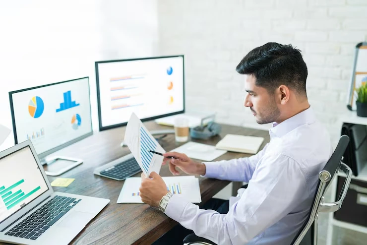 Campaign Analysis & Benchmarking